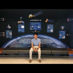 Meet your Posher, Felipe